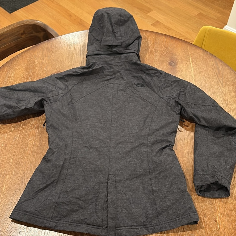 North Face Winter Jacket - Picture 4 of 4